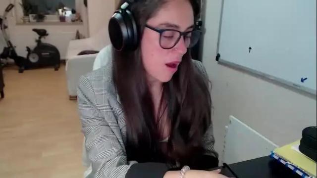 Image 4 of tiny_williams Stream on Chaturbate on 7 days ago