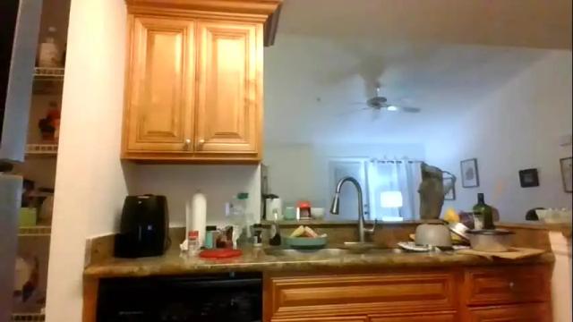 Image 11 of tinyassbossymilf Stream on Chaturbate on 4 months ago