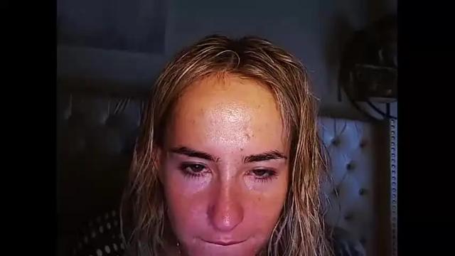Image 12 of tinychanellove Stream on Chaturbate on 18 months ago