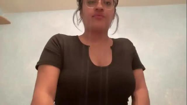 Image 4 of tinydee555 Stream on Chaturbate on 1 month ago