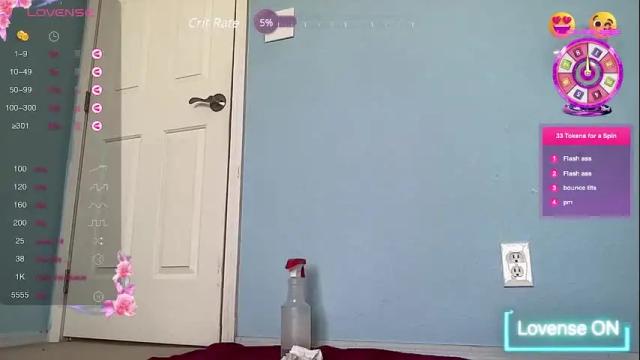 Image 12 of tinydee555 Stream on Chaturbate on 5 days ago