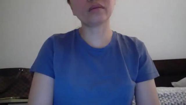 Image 11 of tinyelyza Stream on Chaturbate on 16 months ago