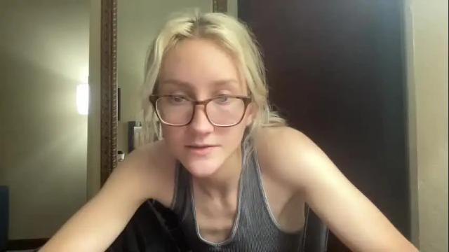 Thumbnail 3, tinyfairyprincess's Stream at Chaturbate, 16 months ago