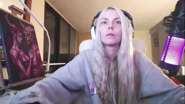 Image 10 of tinykylie Stream on Chaturbate on 7 days ago