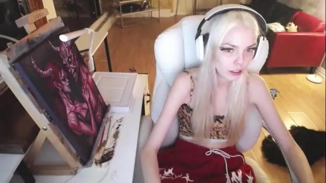 Image 10 of tinykylie Stream on Chaturbate on 1 day ago