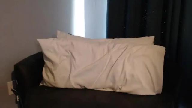 Image 11 of tinyytina Stream on Chaturbate on 14 months ago