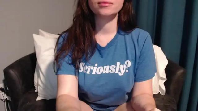 Image 7 of tinyytina Stream on Chaturbate on 14 months ago