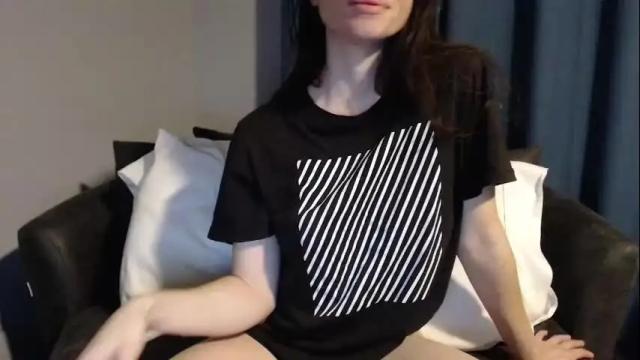 Image 12 of tinyytina Stream on Chaturbate on 6 days ago