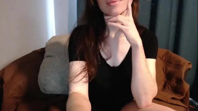 Image 11 of tinyytina Stream on Chaturbate on 1 month ago