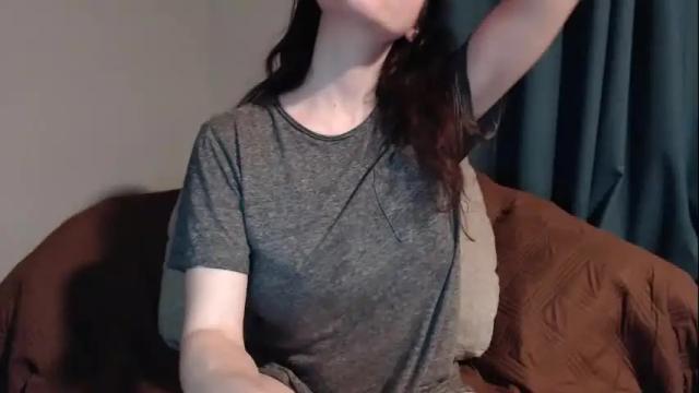 Image 8 of tinyytina Stream on Chaturbate on 16 days ago