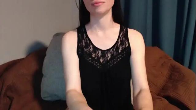 Image 3 of tinyytina Stream on Chaturbate on 5 days ago