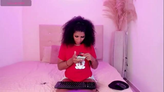 Image 3 of tish_palmer Stream on Chaturbate on 2 months ago