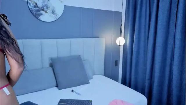Image 4 of tisha_cole Stream on Chaturbate on 13 hours ago