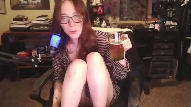 Image 2 of titillatingtales Stream on Chaturbate on 3 months ago