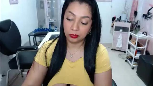 Image 12 of titsbiglovers Stream on Chaturbate on 1 month ago