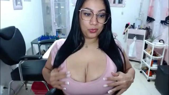 Thumbnail 2, titsbiglovers's Stream at Chaturbate, 25 days ago