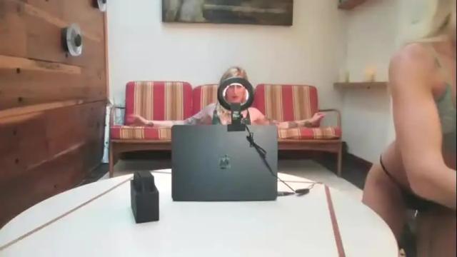 Image 7 of tittee_mcgee Stream on Chaturbate on 2 months ago