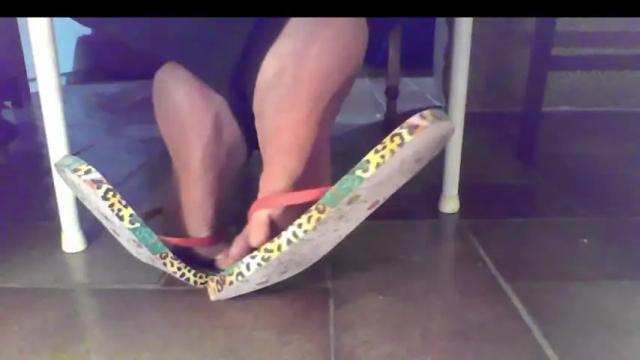 Image 10 of toespreaded Stream on Chaturbate on 28 months ago