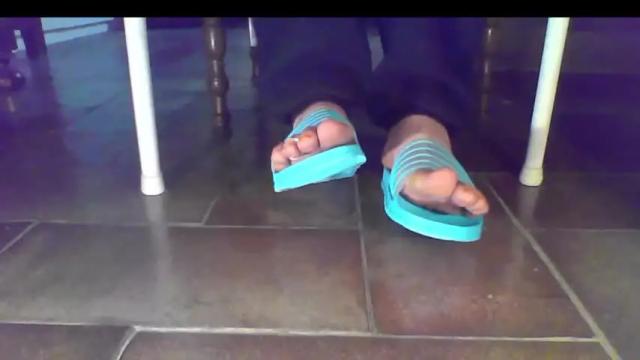 Image 4 of toespreaded Stream on Chaturbate on 28 months ago