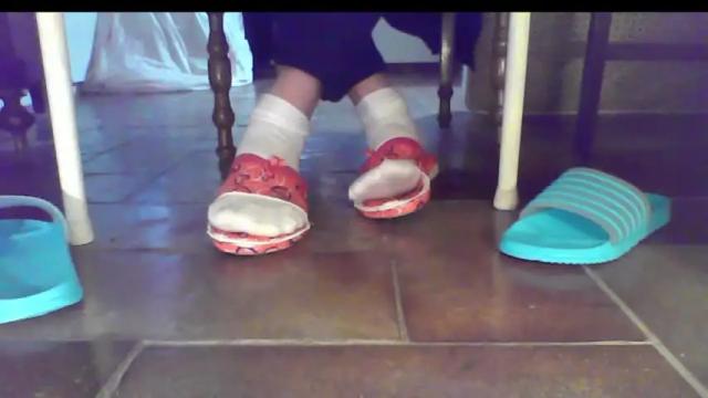 Image 3 of toespreaded Stream on Chaturbate on 26 months ago