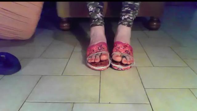 Image 12 of toespreaded Stream on Chaturbate on 22 months ago