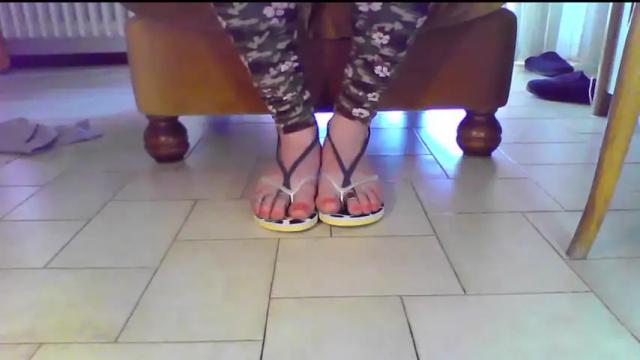 Image 11 of toespreaded Stream on Chaturbate on 21 months ago