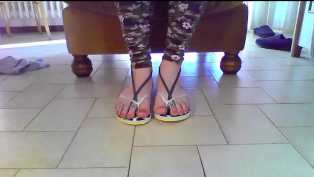 Image 2 of toespreaded Stream on Chaturbate on 21 months ago