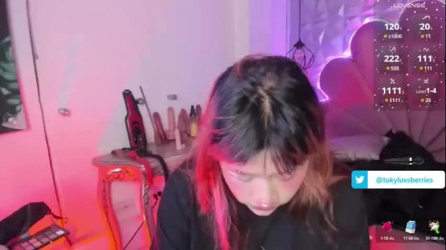 Image 4 of toky_doll Stream on Chaturbate on 1 month ago