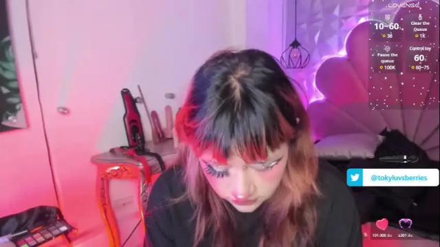 Image 7 of toky_doll Stream on Chaturbate on 1 month ago