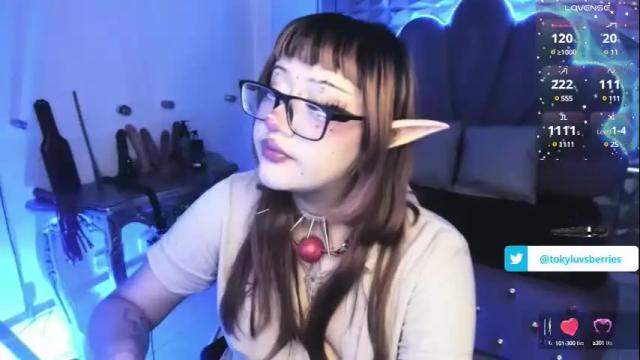 Image 12 of toky_doll Stream on Chaturbate on 19 days ago