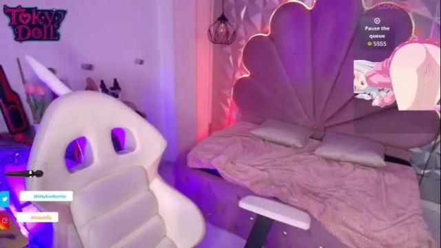 Image 3 of toky_doll Stream on Chaturbate on 1 month ago