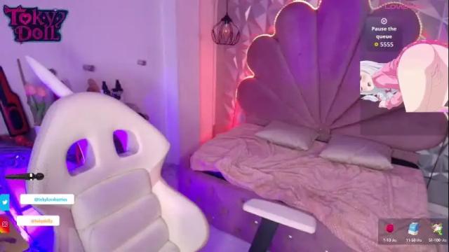 Image 4 of toky_doll Stream on Chaturbate on 1 month ago
