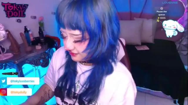 Image 3 of toky_doll Stream on Chaturbate on 1 month ago