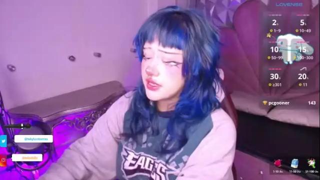 Image 3 of toky_doll Stream on Chaturbate on 29 days ago