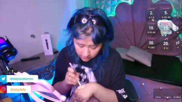 Image 10 of toky_doll Stream on Chaturbate on 26 days ago