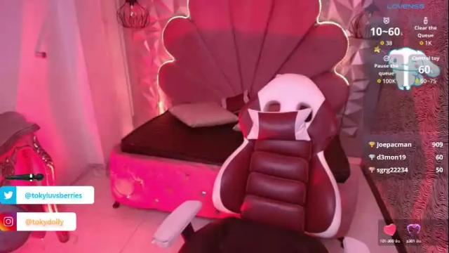 Image 8 of toky_doll Stream on Chaturbate on 24 days ago