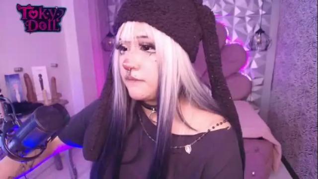 Image 3 of toky_doll Stream on Chaturbate on 20 days ago