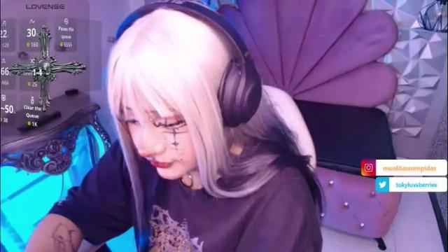 Image 2 of toky_doll Stream on Chaturbate on 1 month ago