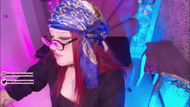 Image 4 of toky_doll Stream on Chaturbate on 11 days ago