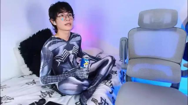 Image 2 of tokyo_uwu Stream on Chaturbate on 1 month ago