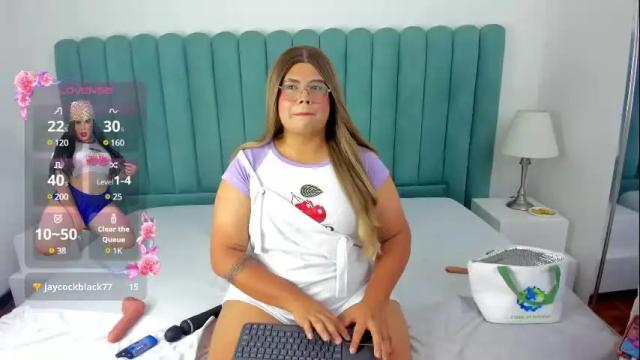 Image 12 of tom_silver_ Stream on Chaturbate on 1 month ago
