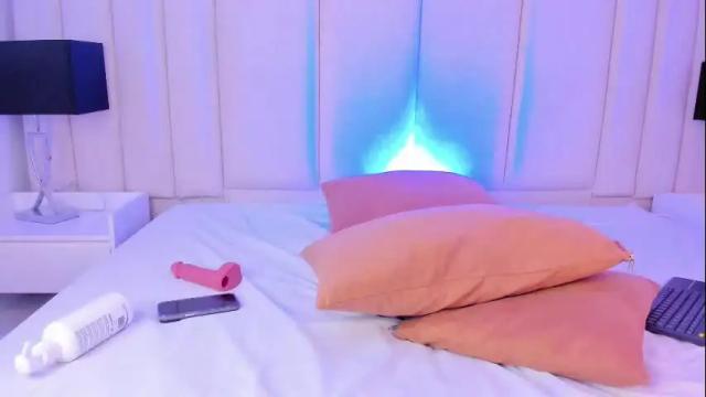 Image 3 of tom_silver_ Stream on Chaturbate on 10 days ago