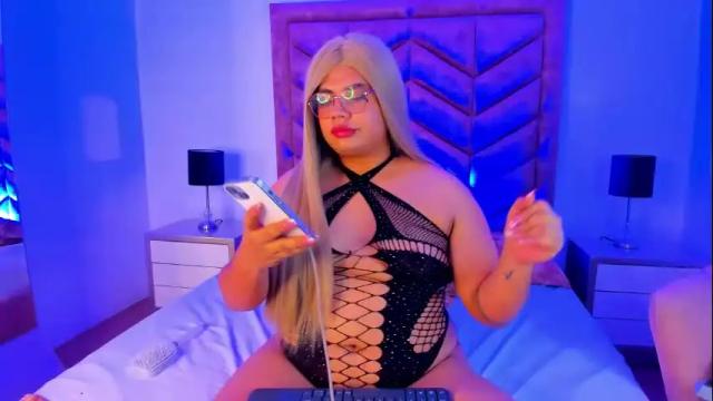 Image 3 of tom_silver_ Stream on Chaturbate on 2 months ago