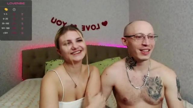 Image 2 of tom_sophie_ Stream on Chaturbate on 18 months ago
