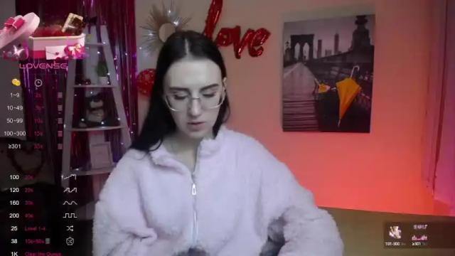 Image 3 of toma_a Stream on Chaturbate on 16 months ago