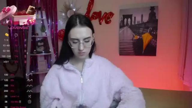 Image 4 of toma_a Stream on Chaturbate on 16 months ago