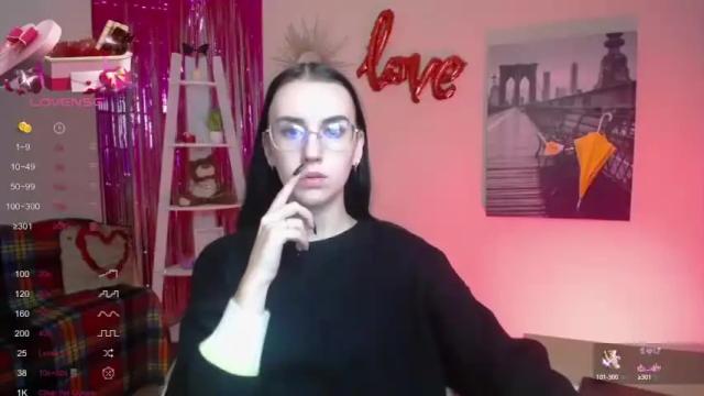 Image 10 of toma_a Stream on Chaturbate on 16 months ago