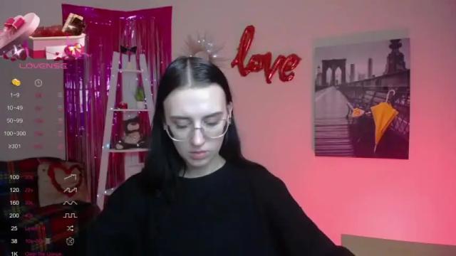 Image 8 of toma_a Stream on Chaturbate on 16 months ago