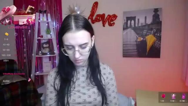 Image 3 of toma_a Stream on Chaturbate on 16 months ago