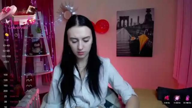 Image 2 of toma_a Stream on Chaturbate on 15 months ago